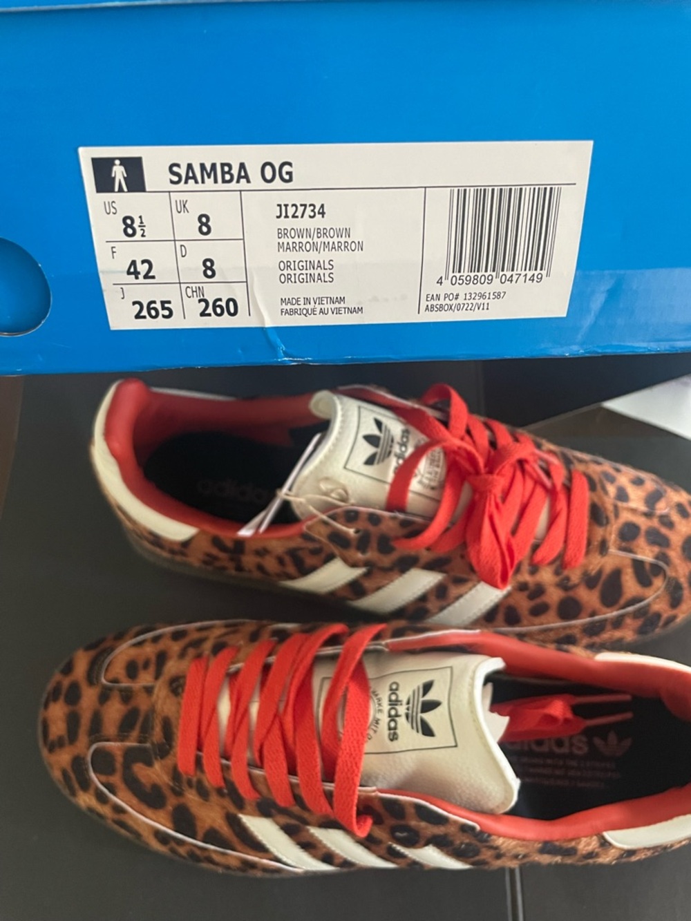 adidas Sneakers in Leopard Print with Red Laces - Picture 4 of 4